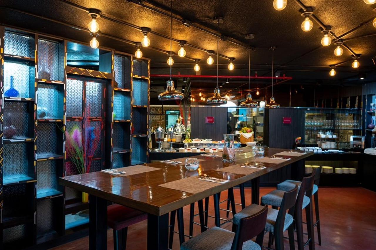Maitria Mode Sukhumvit 15 - A Chatrium Collection Khách sạn